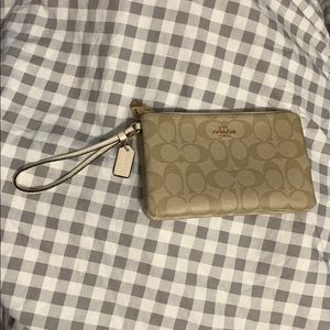 Coach clutch/wallet